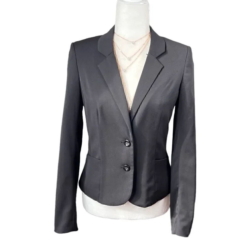 Divided H&M cropped blazer black size 8